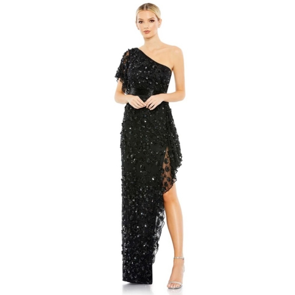 Mac Duggal Black One-Shoulder Gown